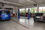 Q-SERVICE Autoservis AGV Servis Levice - Interiér servisu
