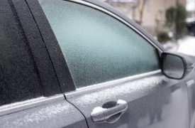 Ako na zamrznuté dvere na aute